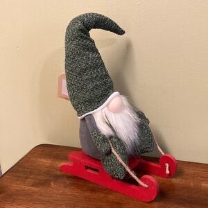NEW WOODLAND COTTAGE WINTER GNOME ON RED WOODEN SLEIGH